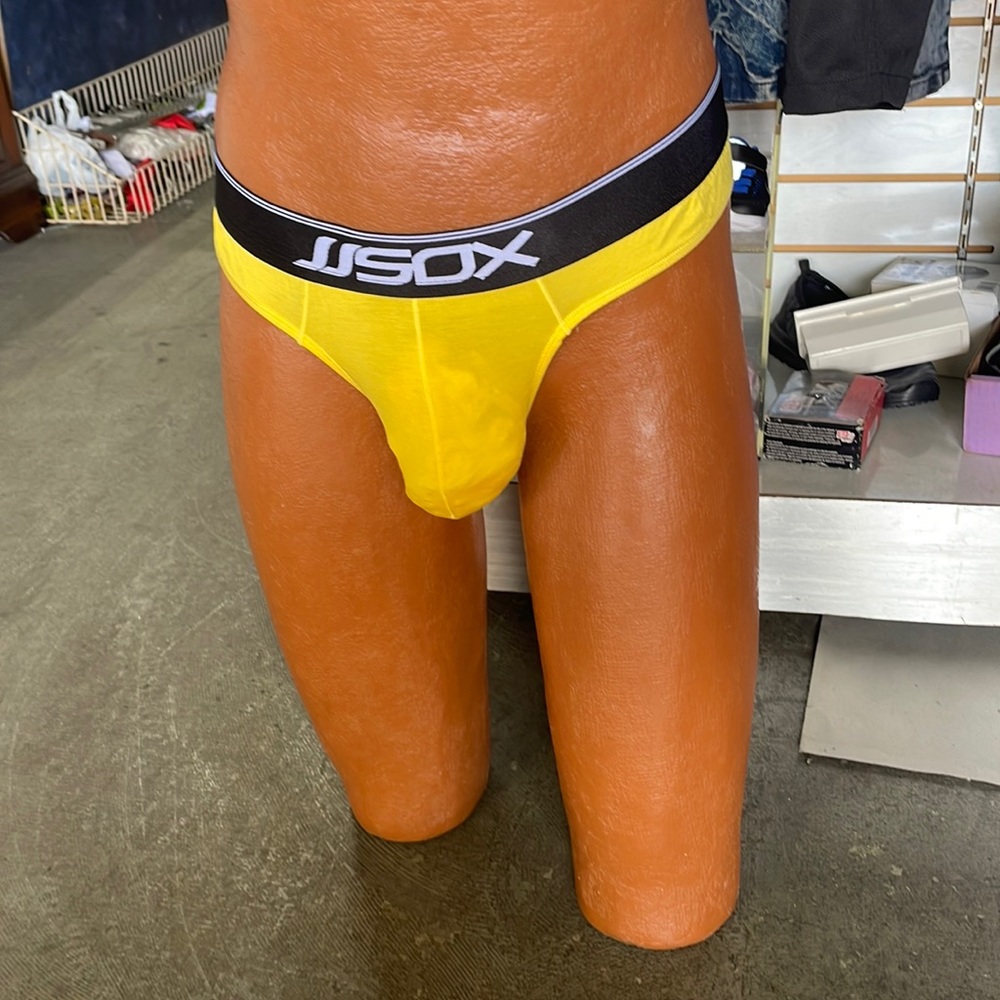 Men’s thong’s size L